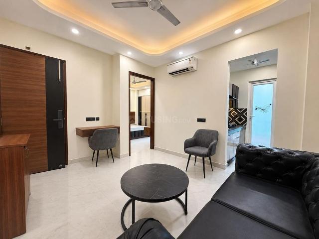 1 BHK Apartment in Sector 62 for rent Noida. The reference number is 21133085