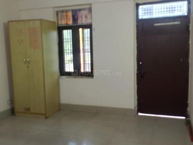 1 BHK Apartment in Sector 63 A for rent Noida. The reference number is 21342117