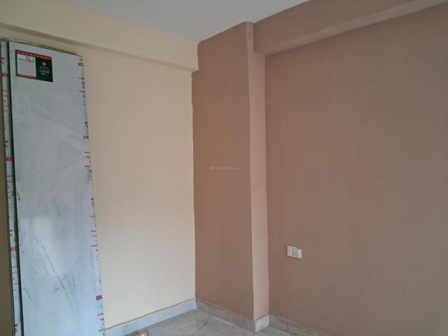 1 BHK Apartment in Sector 74 for resale Noida. The reference number is 20786296