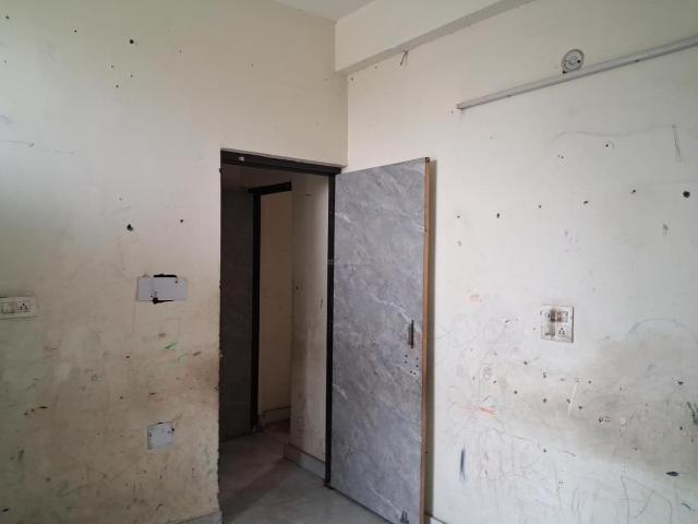 1 BHK Apartment in Sector 74 for resale Noida. The reference number is 21016467