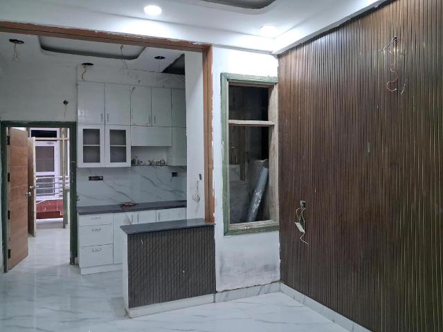 1 BHK Apartment in Sector 74 for resale Noida. The reference number is 21093970