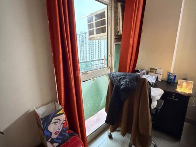 1 BHK Apartment in Sector 75 for resale Noida. The reference number is 20358012