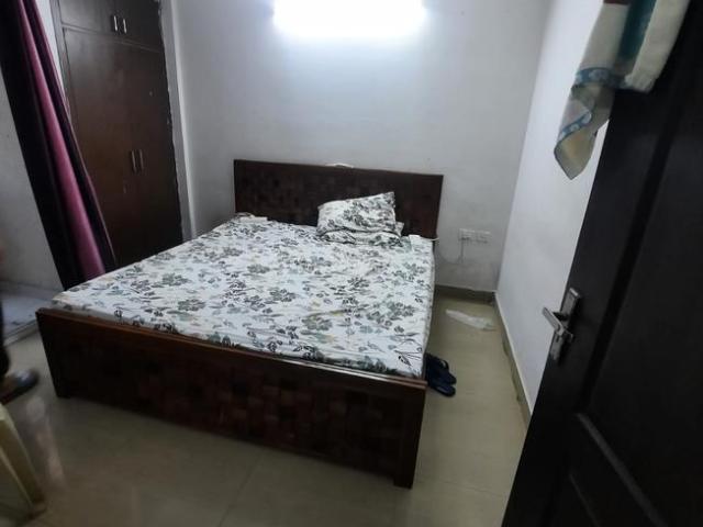 1 BHK Apartment in Sector 78 for rent Noida. The reference number is 21200404