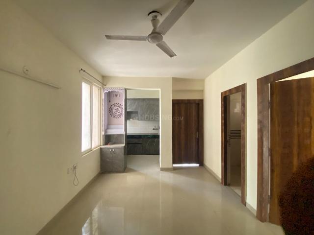 1 BHK Apartment in Sector 70 for resale Gurgaon. The reference number is 21140891