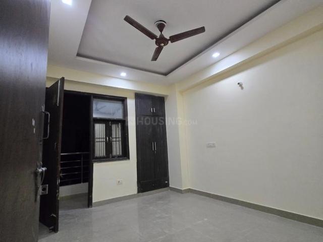 1 BHK Apartment in Sector 72 for rent Noida. The reference number is 20834868