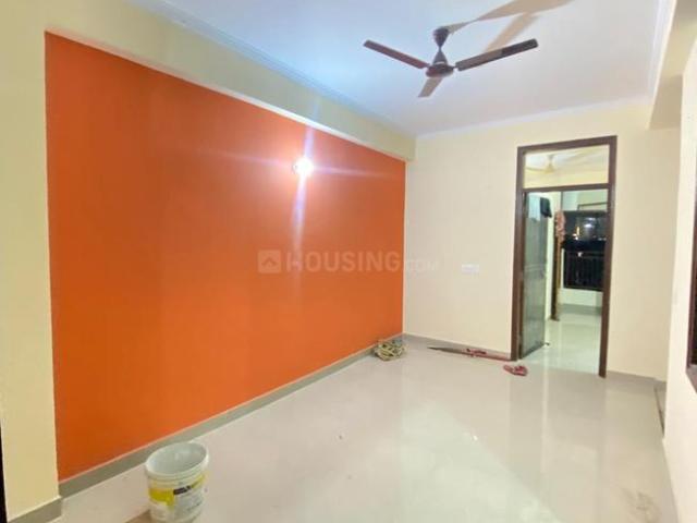 1 BHK Apartment in Sector 72 for rent Noida. The reference number is 20834883