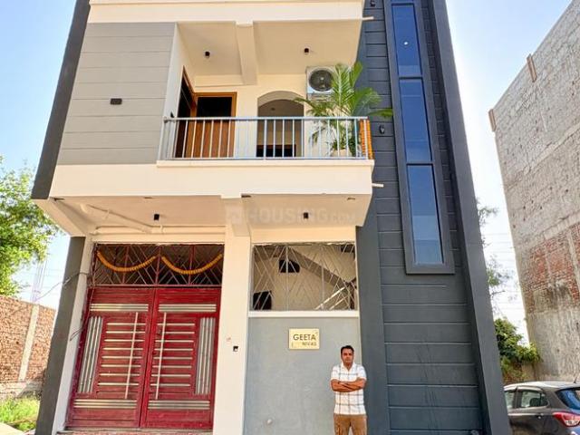 1 BHK Apartment in Sector 72 for rent Gurgaon. The reference number is 21183383
