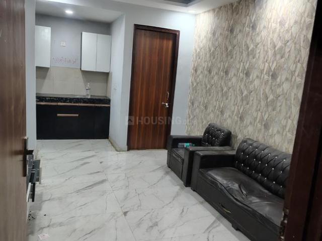 1 BHK Apartment in Sector 73 for rent Noida. The reference number is 20858827