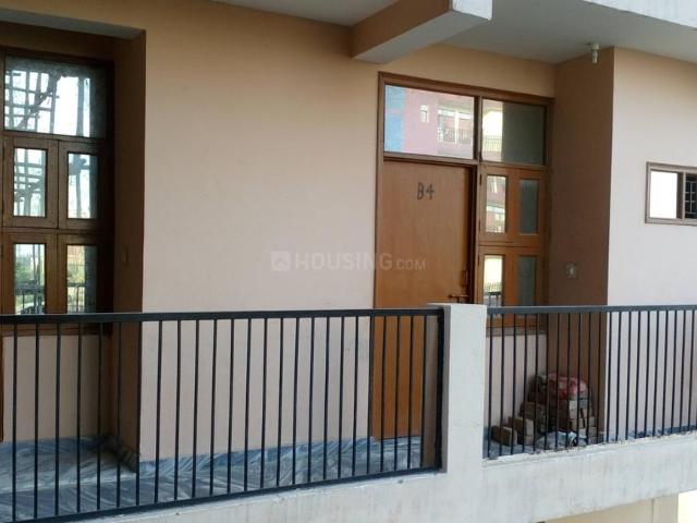 1 BHK Apartment in Sector 73 for rent Noida. The reference number is 21196353