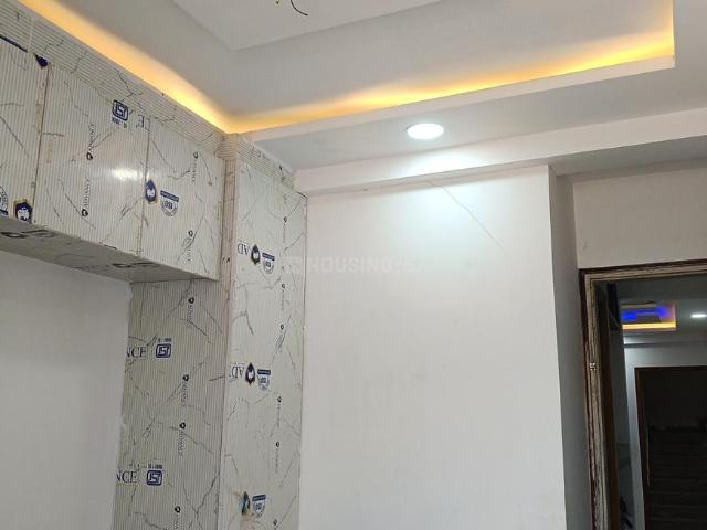 1 BHK Apartment in Sector 73 for resale Noida. The reference number is 19419413