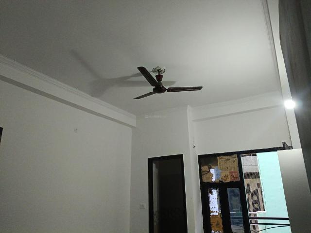 1 BHK Apartment in Sector 73 for resale Noida. The reference number is 19742331