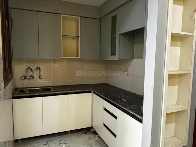 1 BHK Apartment in Sector 73 for resale Noida. The reference number is 19993083