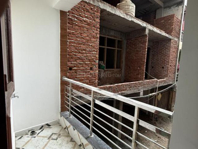 1 BHK Apartment in Sector 73 for resale Noida. The reference number is 21343818