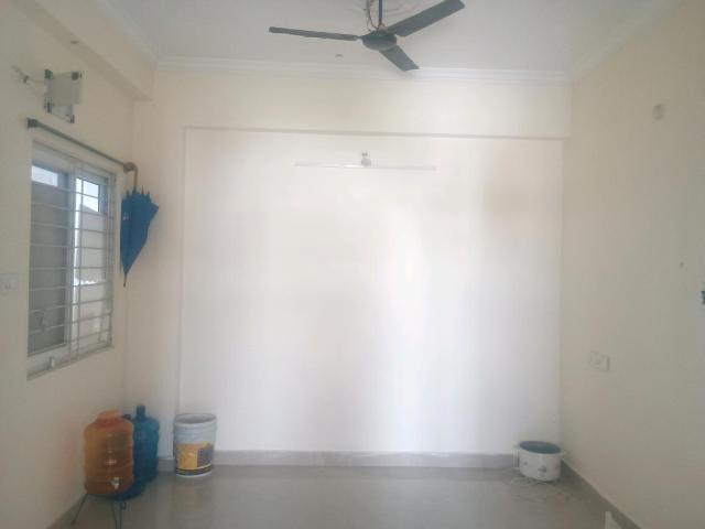 1 BHK Apartment in Serilingampally for rent Hyderabad. The reference number is 20962942