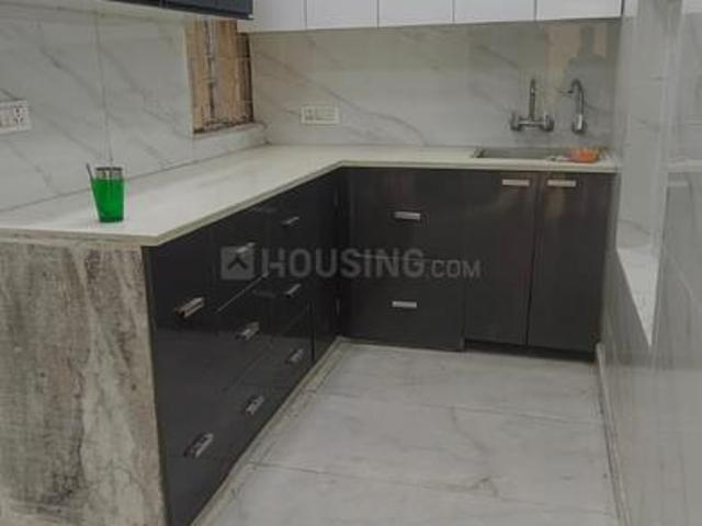 1 BHK Apartment in Shalimar Bagh for rent New Delhi. The reference number is 20748339
