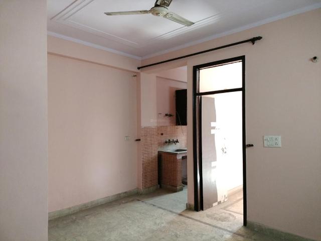 1 BHK Apartment in Shalimar Garden for resale Ghaziabad. The reference number is 16482796