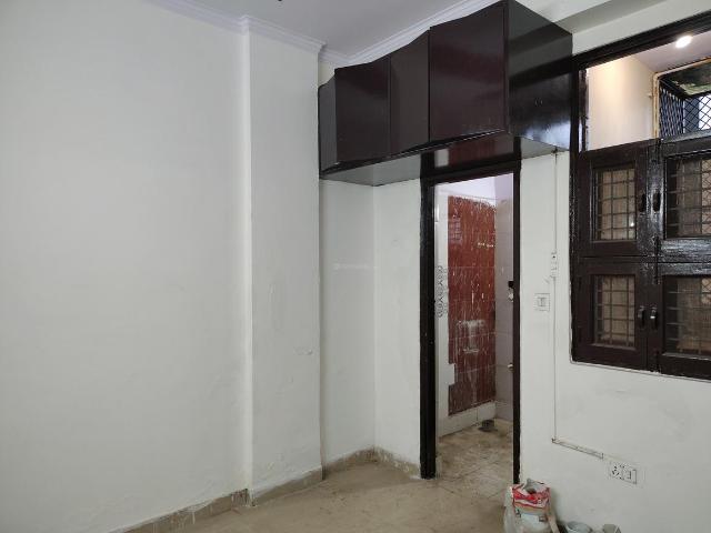 1 BHK Apartment in Shalimar Garden for resale Ghaziabad. The reference number is 18009445