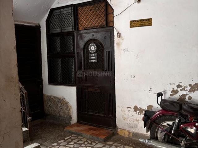 1 BHK Apartment in Shalimar Garden for resale Ghaziabad. The reference number is 20952933
