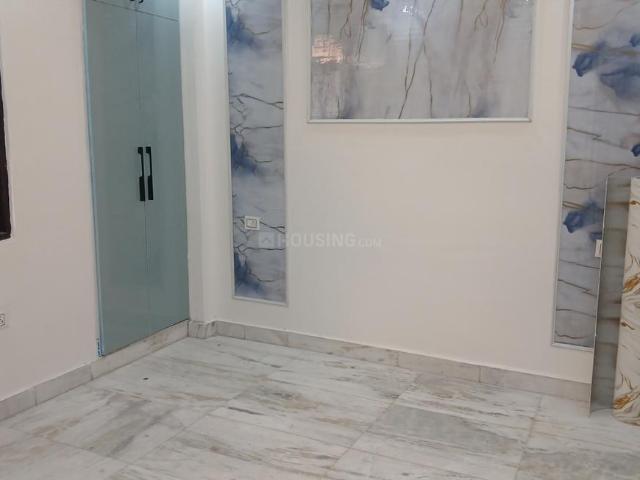 1 BHK Apartment in Shalimar Garden for resale Ghaziabad. The reference number is 21185865