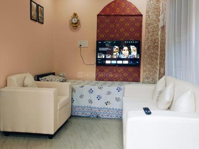 1 BHK Apartment in Six Mile for rent Guwahati. The reference number is 20945717