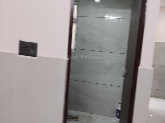 1 BHK Apartment in Siddharth Vihar for rent Ghaziabad. The reference number is 20892635