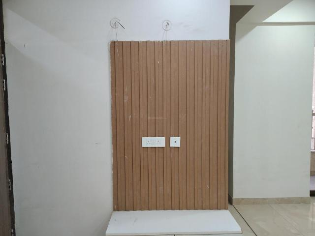 1 BHK Apartment in Sikrod for resale Ghaziabad. The reference number is 19255821