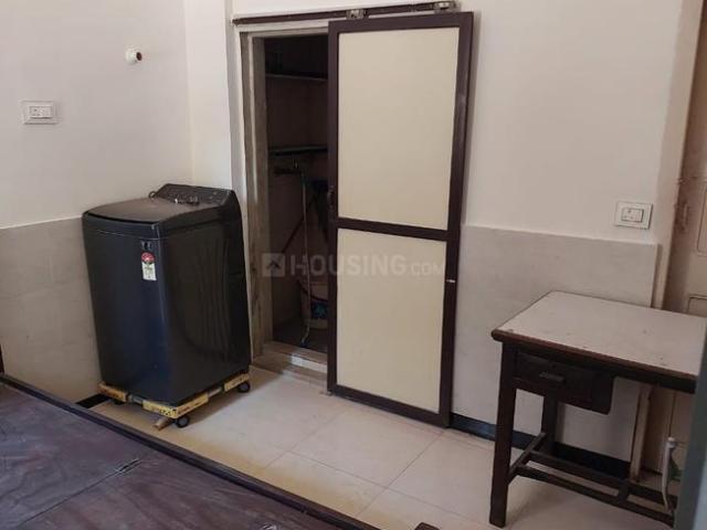 1 BHK Apartment in Sion for rent Mumbai. The reference number is 19970130