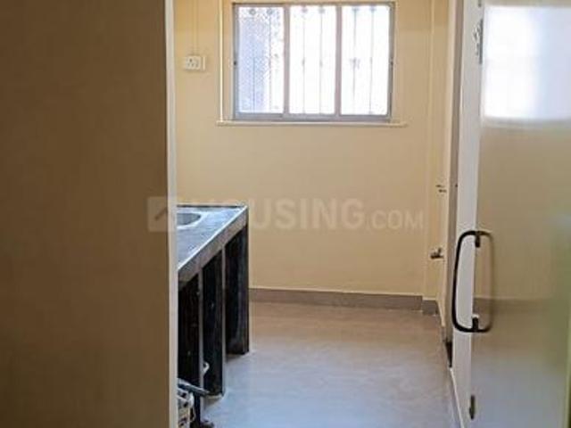 1 BHK Apartment in Sion for rent Mumbai. The reference number is 21032266