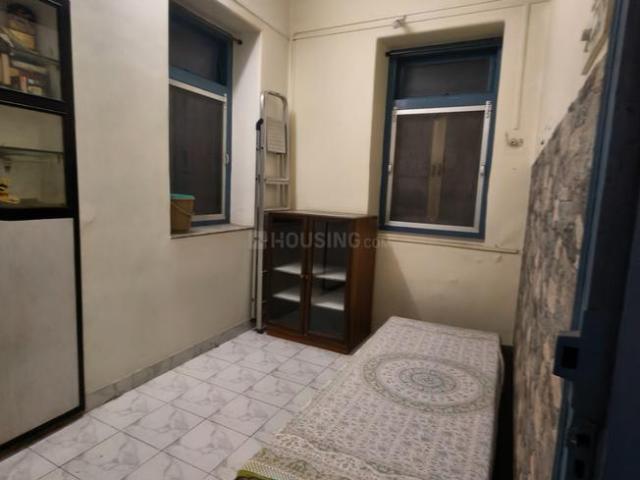 1 BHK Apartment in Sion for rent Mumbai. The reference number is 21215001