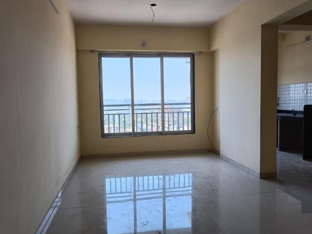 1 BHK Apartment in Sion for resale Mumbai. The reference number is 15309664