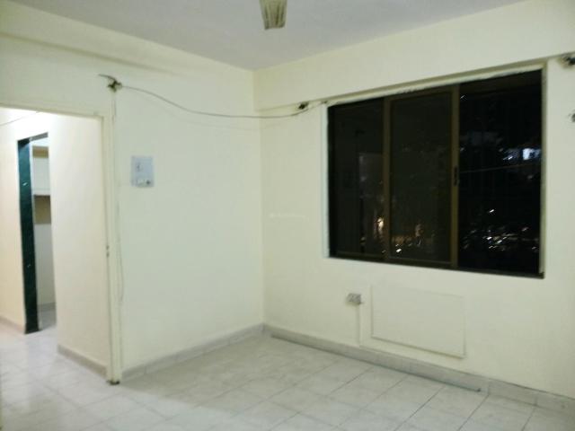 1 BHK Apartment in Sion for resale Mumbai. The reference number is 18718140