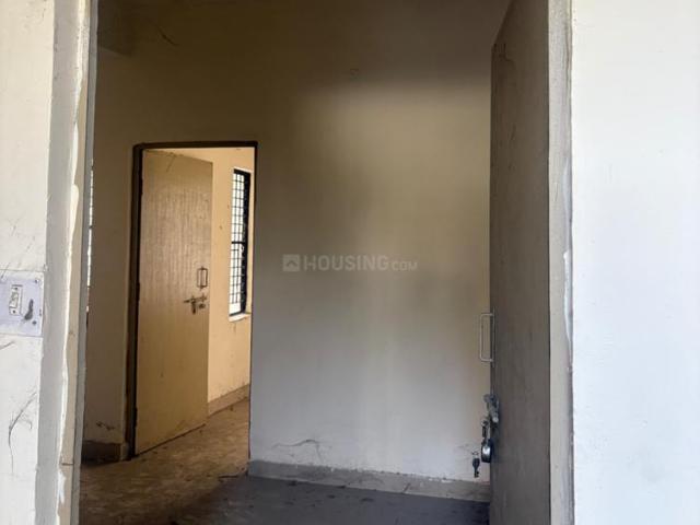 1 BHK Apartment in Swaraj Nagar for rent Kanpur. The reference number is 20937804