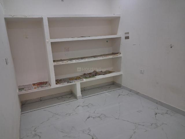 1 BHK Apartment in Pal Colony for rent Jhansi. The reference number is 20444110