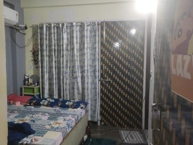 1 BHK Apartment in Palam Vihar Extension for rent Gurgaon. The reference number is 17596405