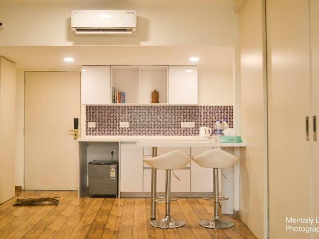 1 BHK Apartment in Palanpur for resale Surat. The reference number is 19736215