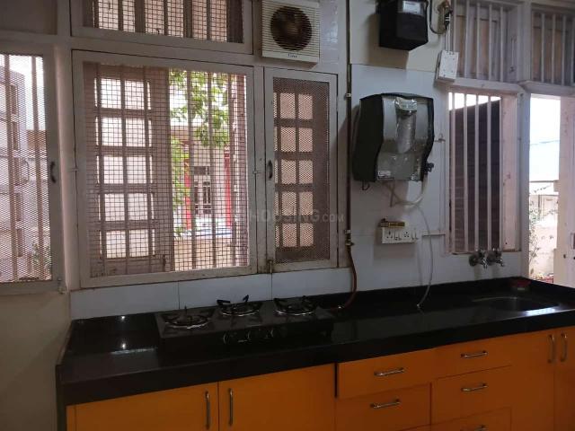 1 BHK Apartment in Parel for resale Mumbai. The reference number is 16314963