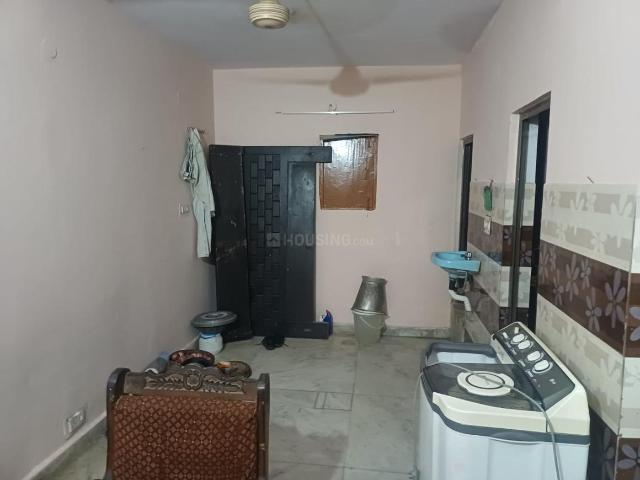 1 BHK Apartment in Paschim Vihar for rent New Delhi. The reference number is 21156067