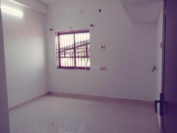 1 BHK Apartment in Perambur for rent Chennai. The reference number is 20504445