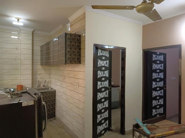 1 BHK Apartment in Pitampura for rent New Delhi. The reference number is 20505018