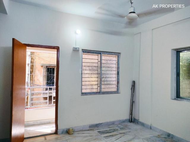 1 BHK Apartment in Picnic Garden for rent Kolkata. The reference number is 21222165