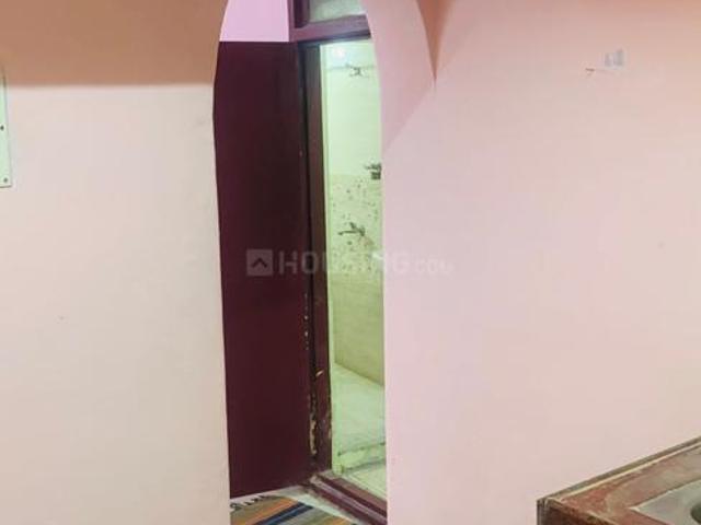 1 BHK Apartment in Puliakulam for rent Coimbatore. The reference number is 20325619