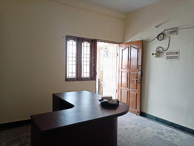 1 BHK Apartment in Purasawalkam for rent Chennai. The reference number is 16117381