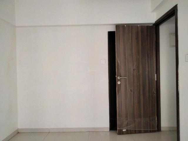 1 BHK Apartment in Pushpak Nagar for resale Navi Mumbai. The reference number is 18632766