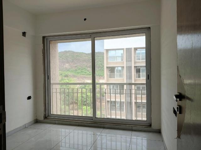 1 BHK Apartment in Pushpak Nagar for resale Navi Mumbai. The reference number is 20520751