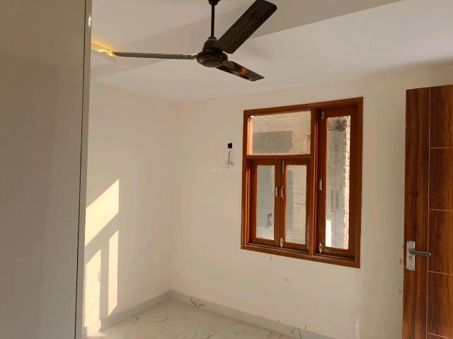 1 BHK Apartment in Rajpur for resale New Delhi. The reference number is 19418464