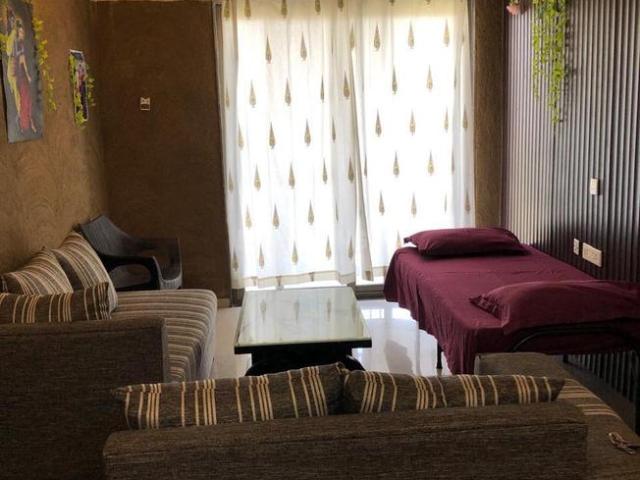 1 BHK Apartment in Raman Reiti for rent Vrindavan. The reference number is 20646068
