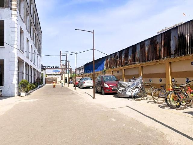1 BHK Apartment in Rishra for resale Hooghly. The reference number is 19785812