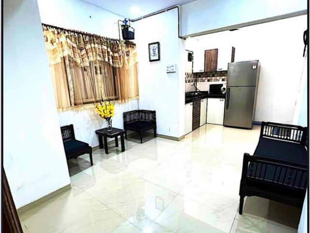 1 BHK Apartment in Worli for rent Mumbai. The reference number is 17466057