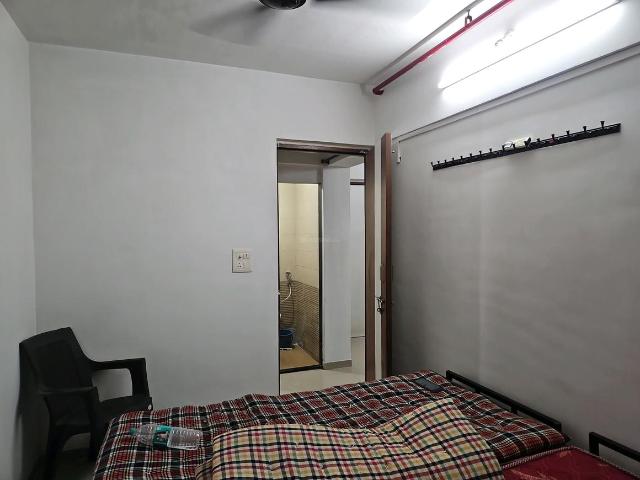 1 BHK Apartment in Worli for rent Mumbai. The reference number is 19023801