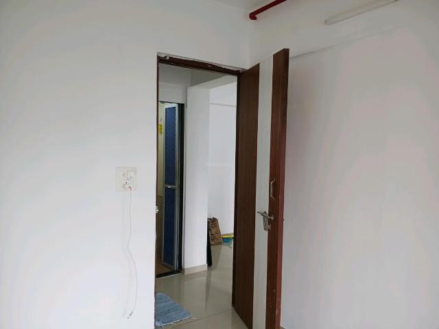 1 BHK Apartment in Worli for rent Mumbai. The reference number is 19023862